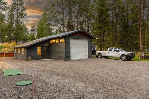 17090 Pasadena Road Bend OR 97707