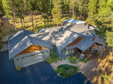 17090 Pasadena Road Bend OR 97707