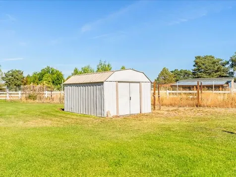 4117 NW La Mesa Lane Redmond OR 97756