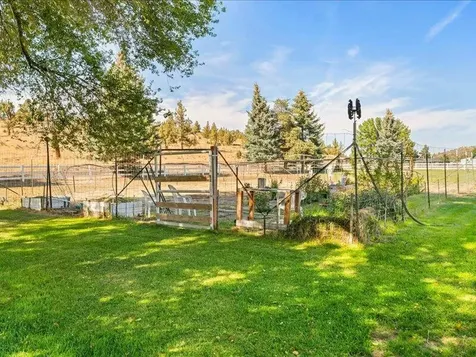 4117 NW La Mesa Lane Redmond OR 97756