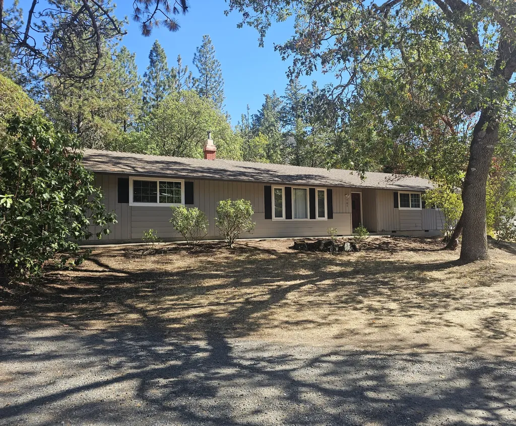 761 Upper Applegate Road Jacksonville OR 97530