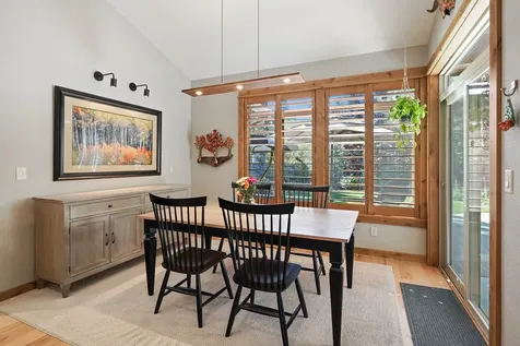 60809 Whitney Place Bend OR 97702