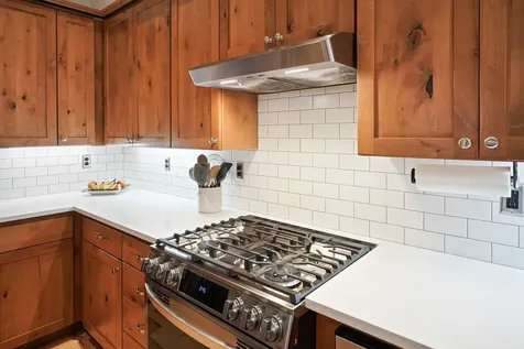 60809 Whitney Place Bend OR 97702