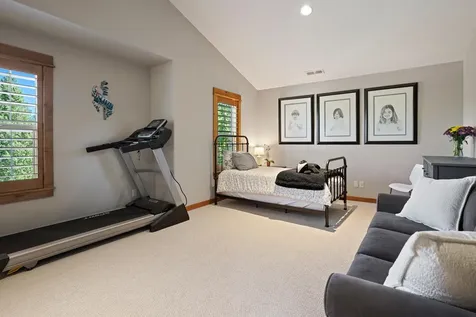 60809 Whitney Place Bend OR 97702