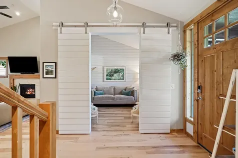 60809 Whitney Place Bend OR 97702