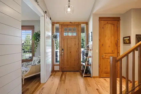 60809 Whitney Place Bend OR 97702
