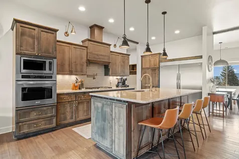 11845 Crossbill Drive Klamath Falls OR 97601