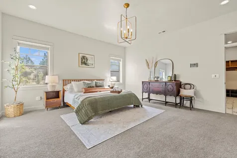 11845 Crossbill Drive Klamath Falls OR 97601