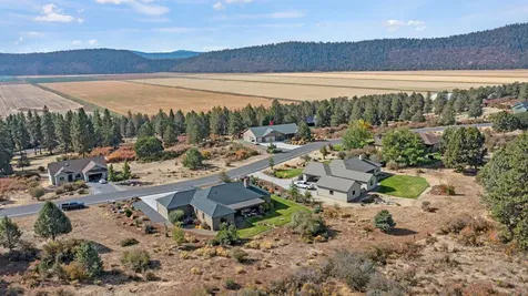 11845 Crossbill Drive Klamath Falls OR 97601