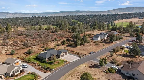 11845 Crossbill Drive Klamath Falls OR 97601