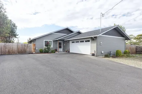 898 Coutant Lane Grants Pass OR 97527