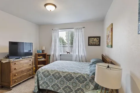 898 Coutant Lane Grants Pass OR 97527