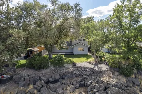 637 NW Canyon Drive Redmond OR 97756
