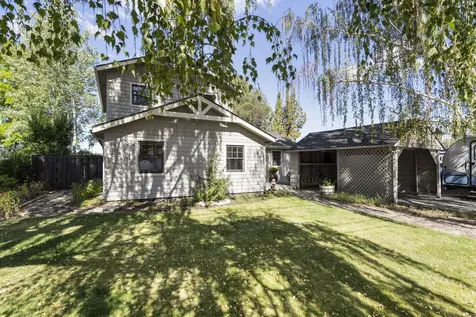 637 NW Canyon Drive Redmond OR 97756