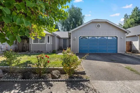 713 Halvorsen Street Medford OR 97501
