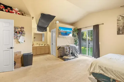 713 Halvorsen Street Medford OR 97501