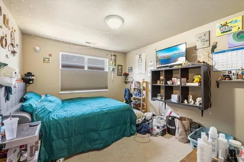 713 Halvorsen Street Medford OR 97501