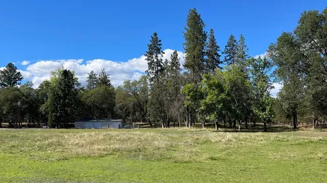 880 Rogue Wood Drive White City OR 97503
