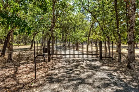 880 Rogue Wood Drive White City OR 97503