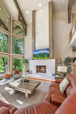 880 Rogue Wood Drive White City OR 97503