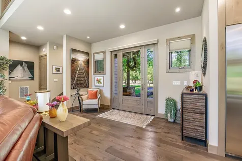 880 Rogue Wood Drive White City OR 97503