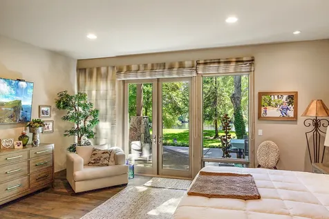880 Rogue Wood Drive White City OR 97503