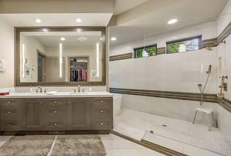 880 Rogue Wood Drive White City OR 97503