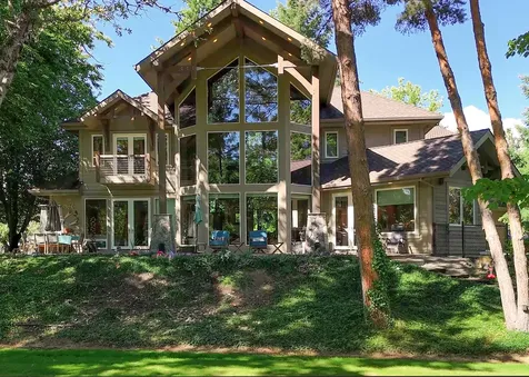 880 Rogue Wood Drive White City OR 97503