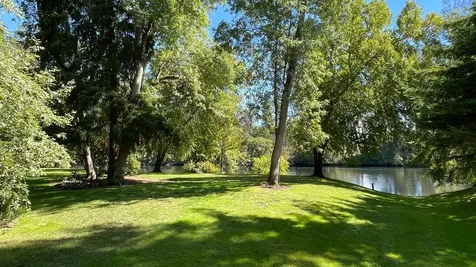 880 Rogue Wood Drive White City OR 97503
