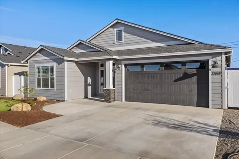 3769 Nicholas Way White City OR 97503