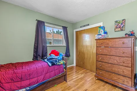 720 N 3rd Street Central Point OR 97502
