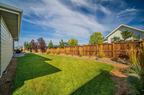 4549 SW Zenith Point Court Redmond OR 97756