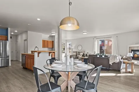 21183 Clairaway Avenue Bend OR 97702