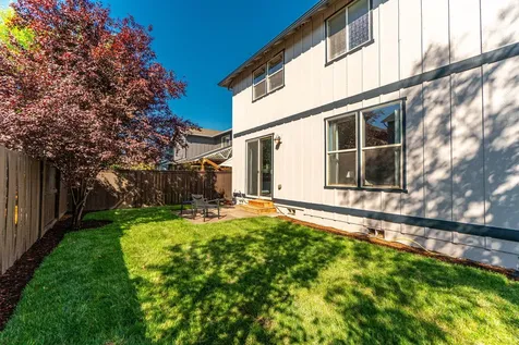 21183 Clairaway Avenue Bend OR 97702