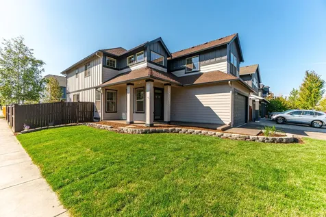 21183 Clairaway Avenue Bend OR 97702