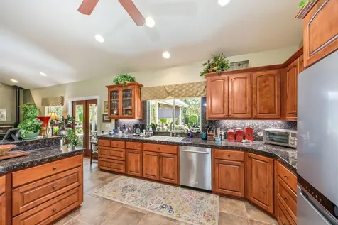 385 Kaneeta Lane Grants Pass OR 97526