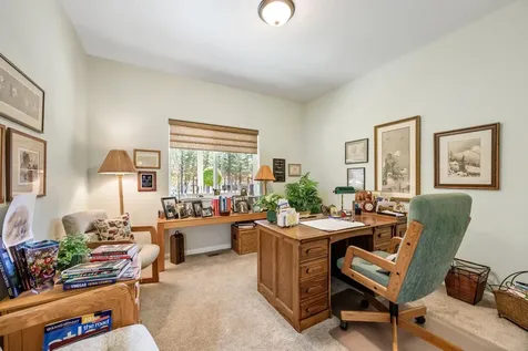 385 Kaneeta Lane Grants Pass OR 97526