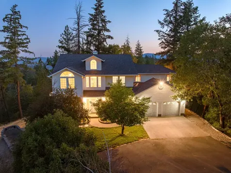 780 S Espey Road Grants Pass OR 97527