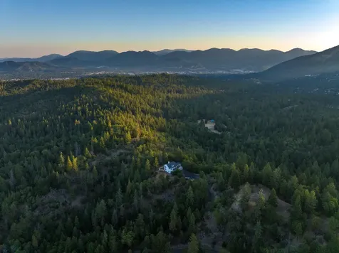 780 S Espey Road Grants Pass OR 97527