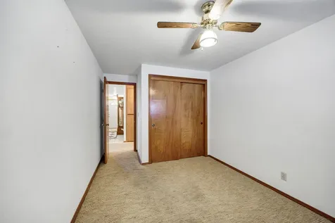 3090 Waterford Court Medford OR 97504