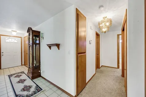3090 Waterford Court Medford OR 97504