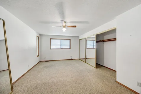 3090 Waterford Court Medford OR 97504
