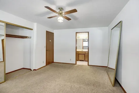 3090 Waterford Court Medford OR 97504