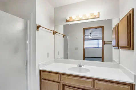 3090 Waterford Court Medford OR 97504