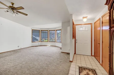 3090 Waterford Court Medford OR 97504