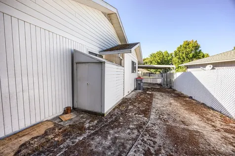 3090 Waterford Court Medford OR 97504