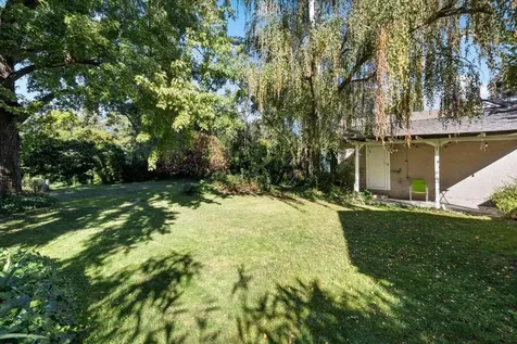 18 Highland Drive Medford OR 97504