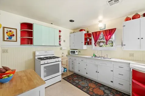 18 Highland Drive Medford OR 97504