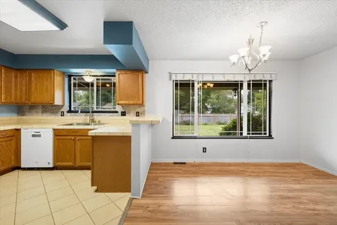 230 Glen Drive Grants Pass OR 97526