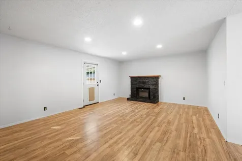 230 Glen Drive Grants Pass OR 97526